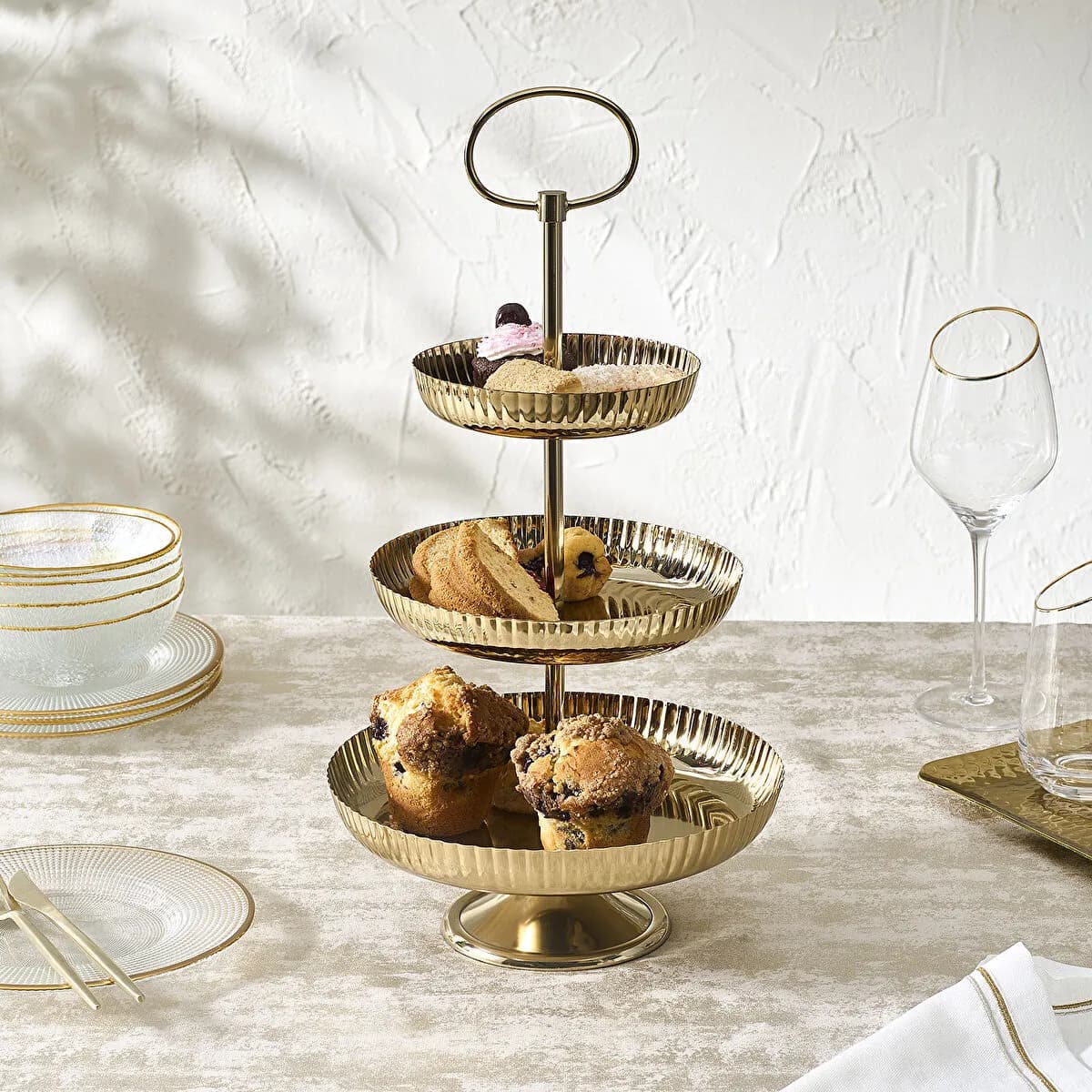 كاراجا هوم حامل كيك أمابيل 3 طوابق ذهبي