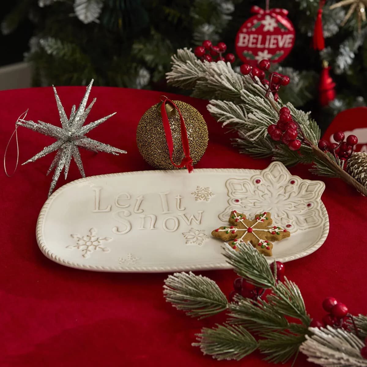 طبق زينة كاراجا هوم نيو يير "Let It Snow" مقاس 31.6×17×2.9 سم