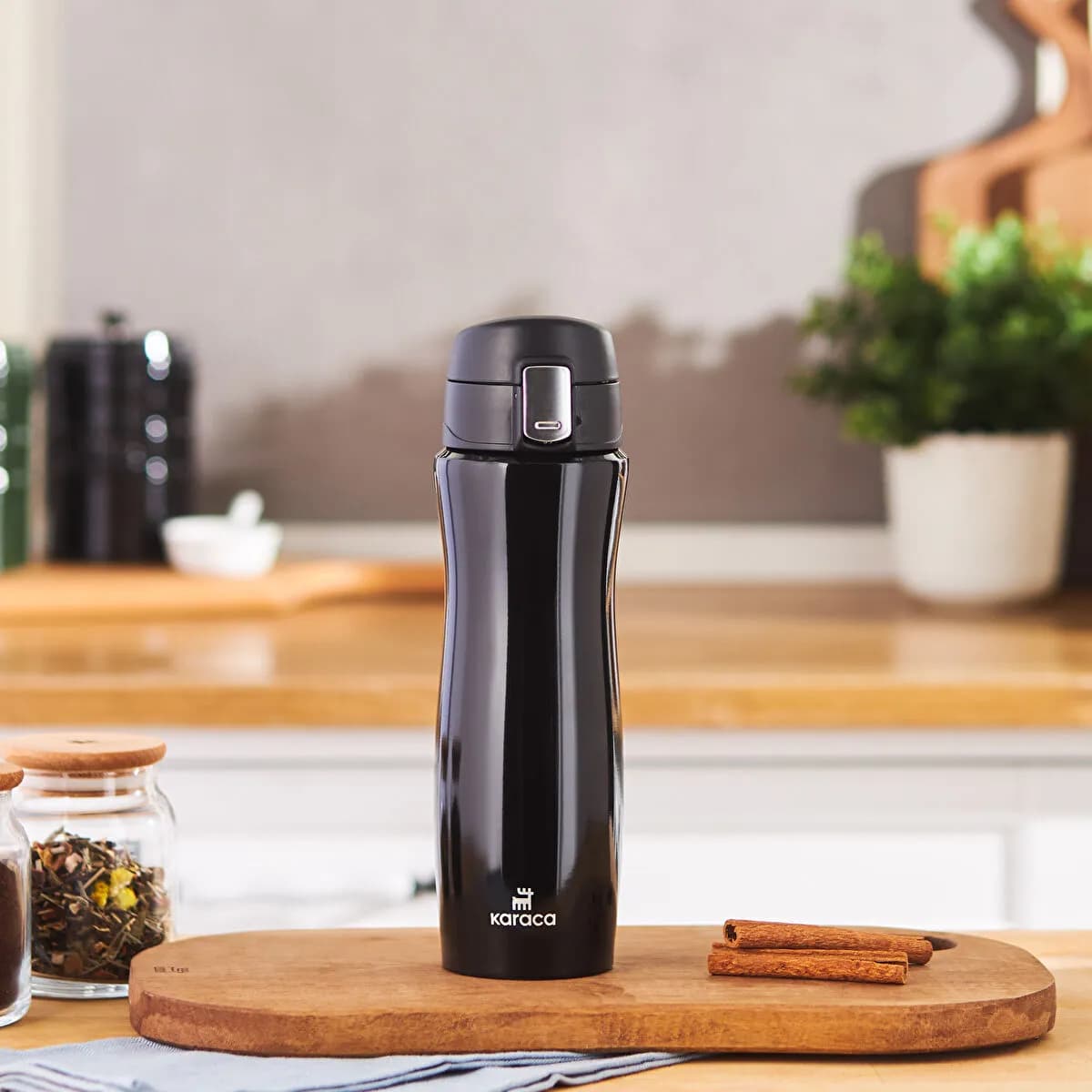 كاراجا جوبيتر ترمس ستيل مانع للتسرب أسود 500 مل