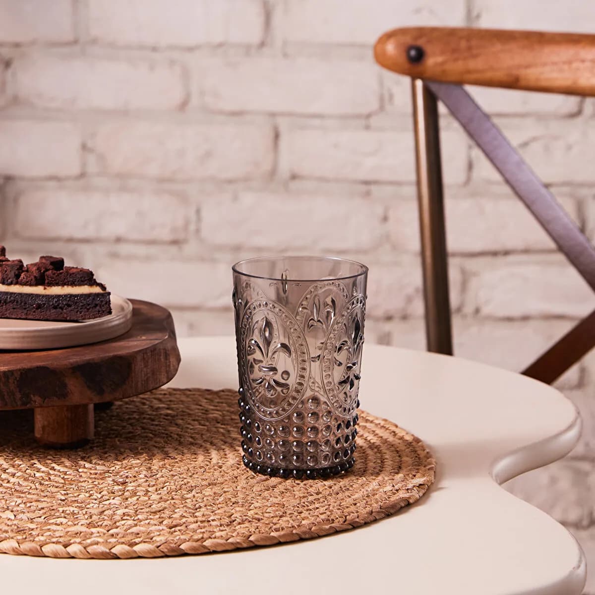 رمادي فحمي image 2