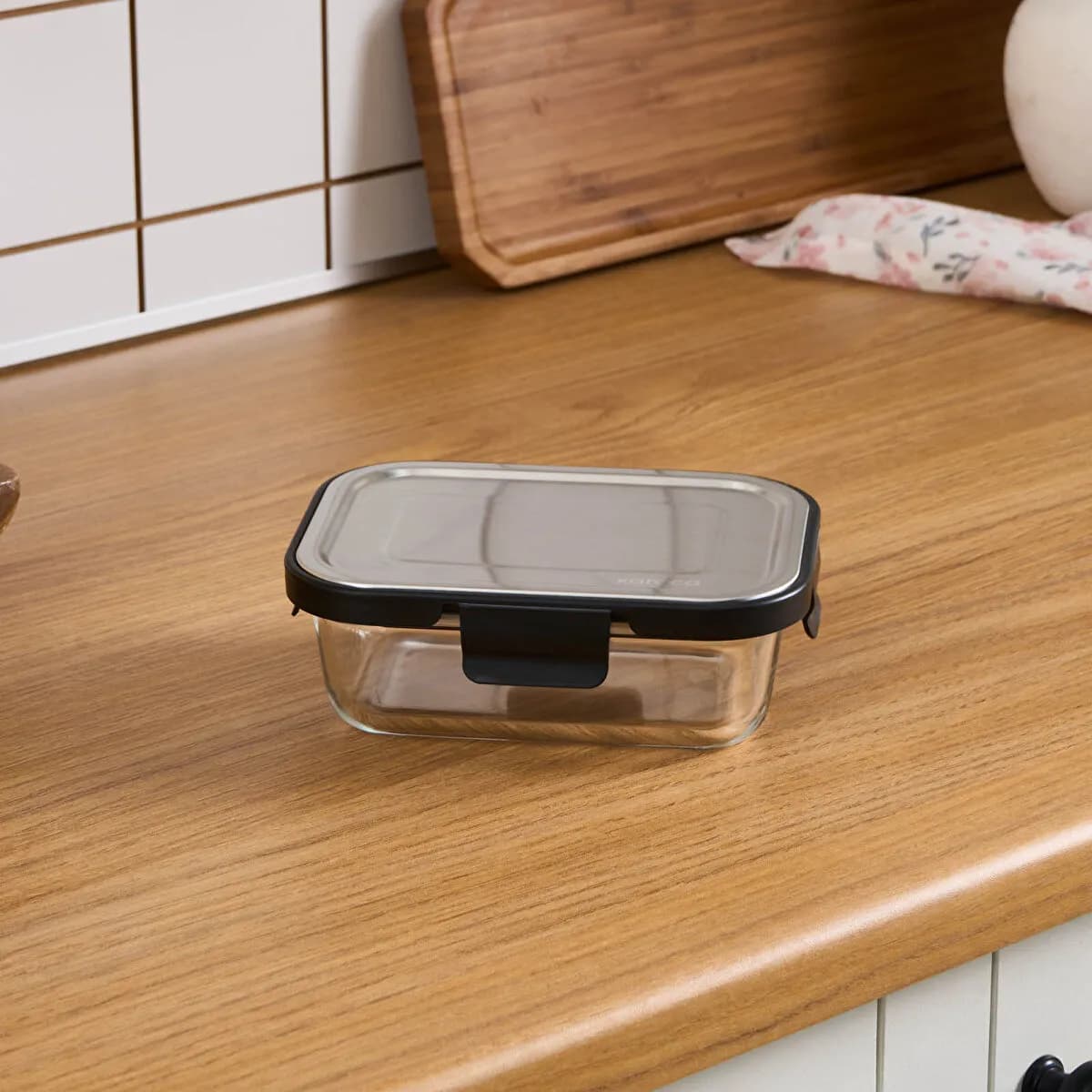 كاراجا فيرا حافظة طعام زجاجية بغطاء معدني 640 مل