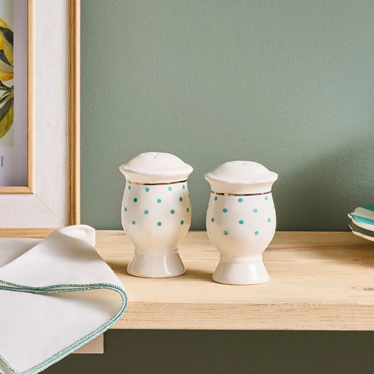 كاراجا نيو رومانتيك طقم ملح وفلفل منقط أخضر