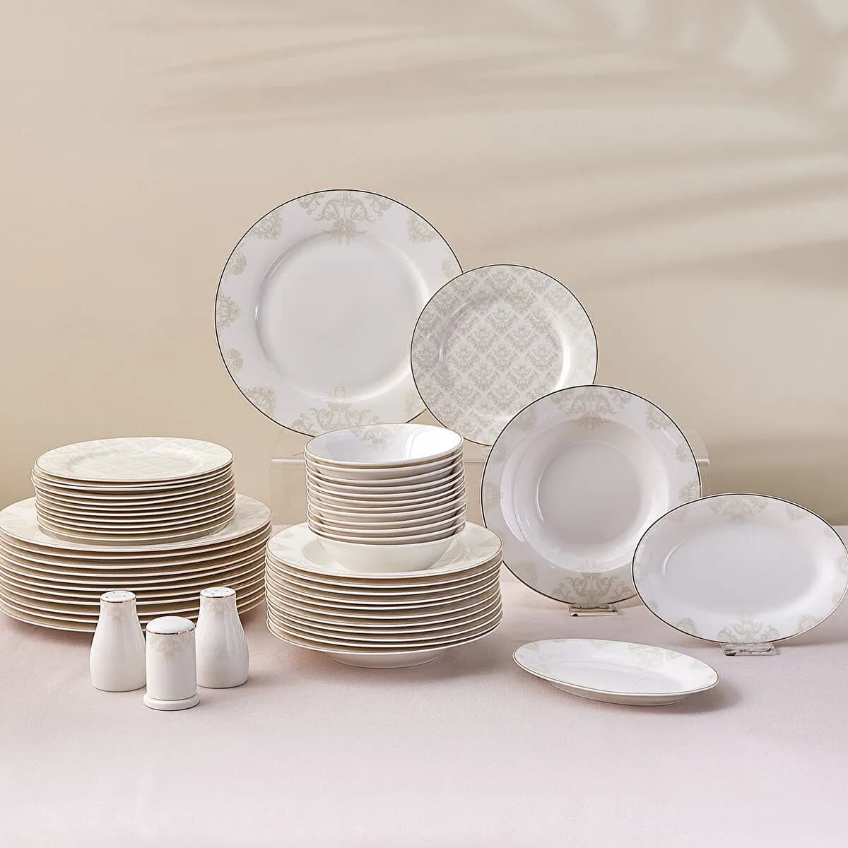 كاراجا إليجانس بون سيينا طقم عشاء 53 قطعة لـ 12 شخص ذهبي