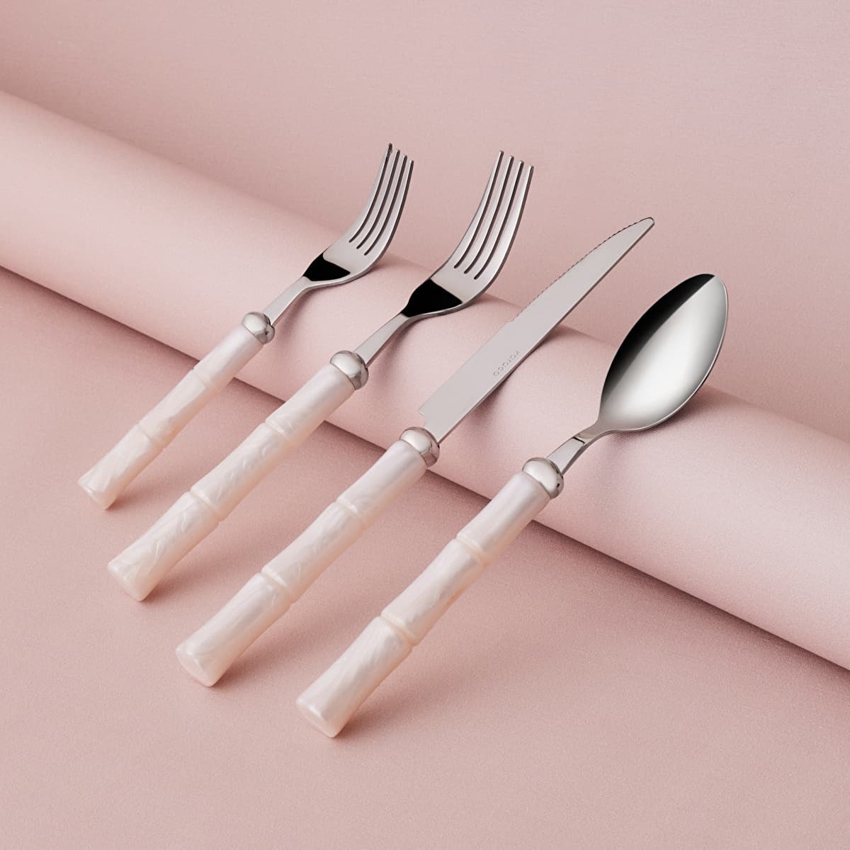 كاراجا إمبر طقم ملاعق وشوك وسكاكين كريمي 24 قطعة لـ 6 أشخاص