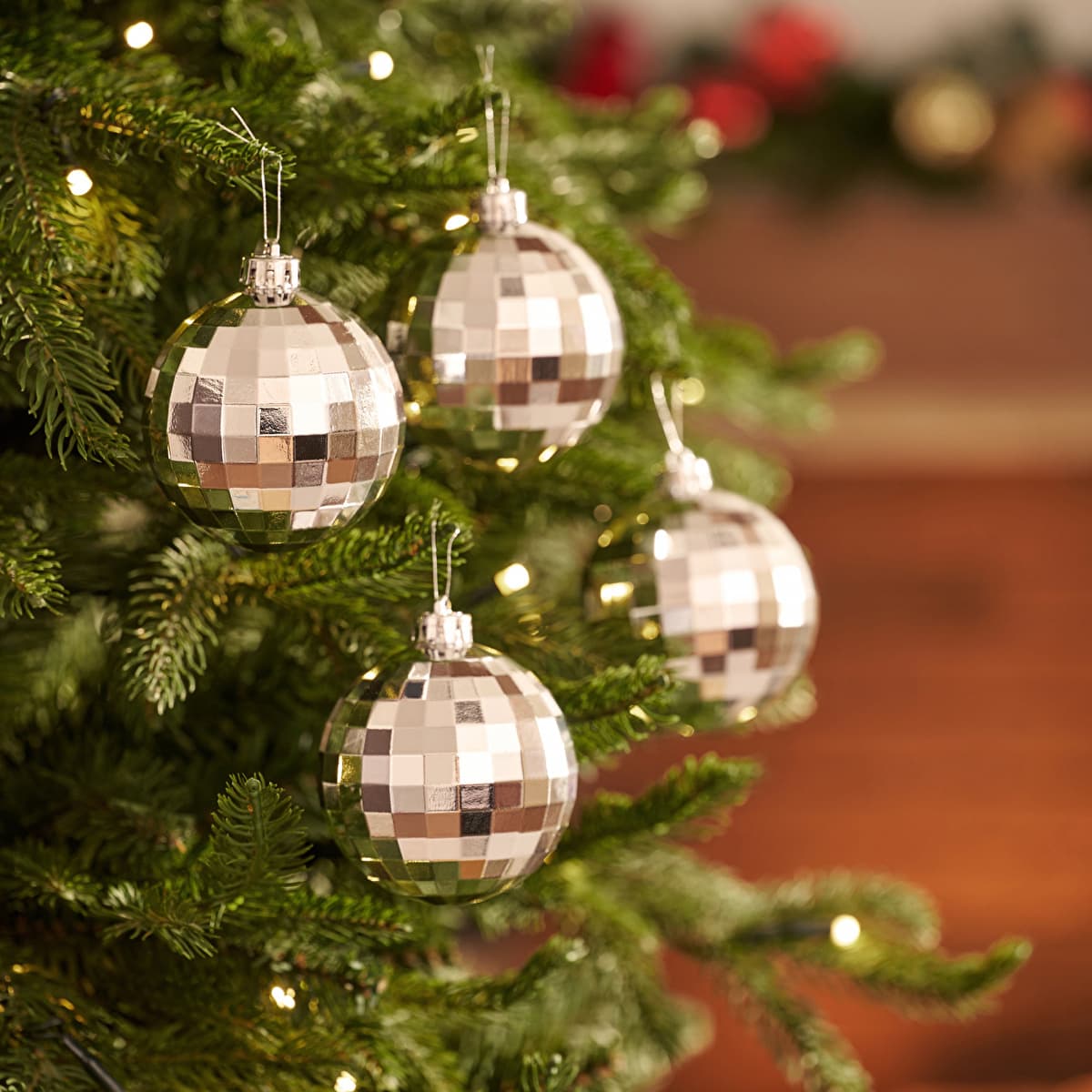 كاراجا طقم زينة شجرة كرة ديسكو للعام الجديد قطعتين فضي 8 سم