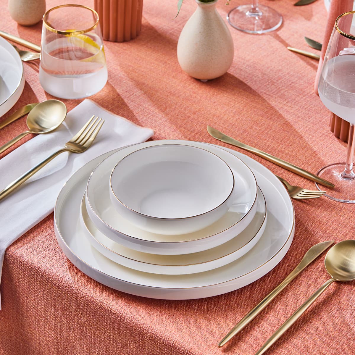 كاراجا ستريم بون ساترن طقم عشاء 24 قطعة لـ 6 أشخاص ذهبي