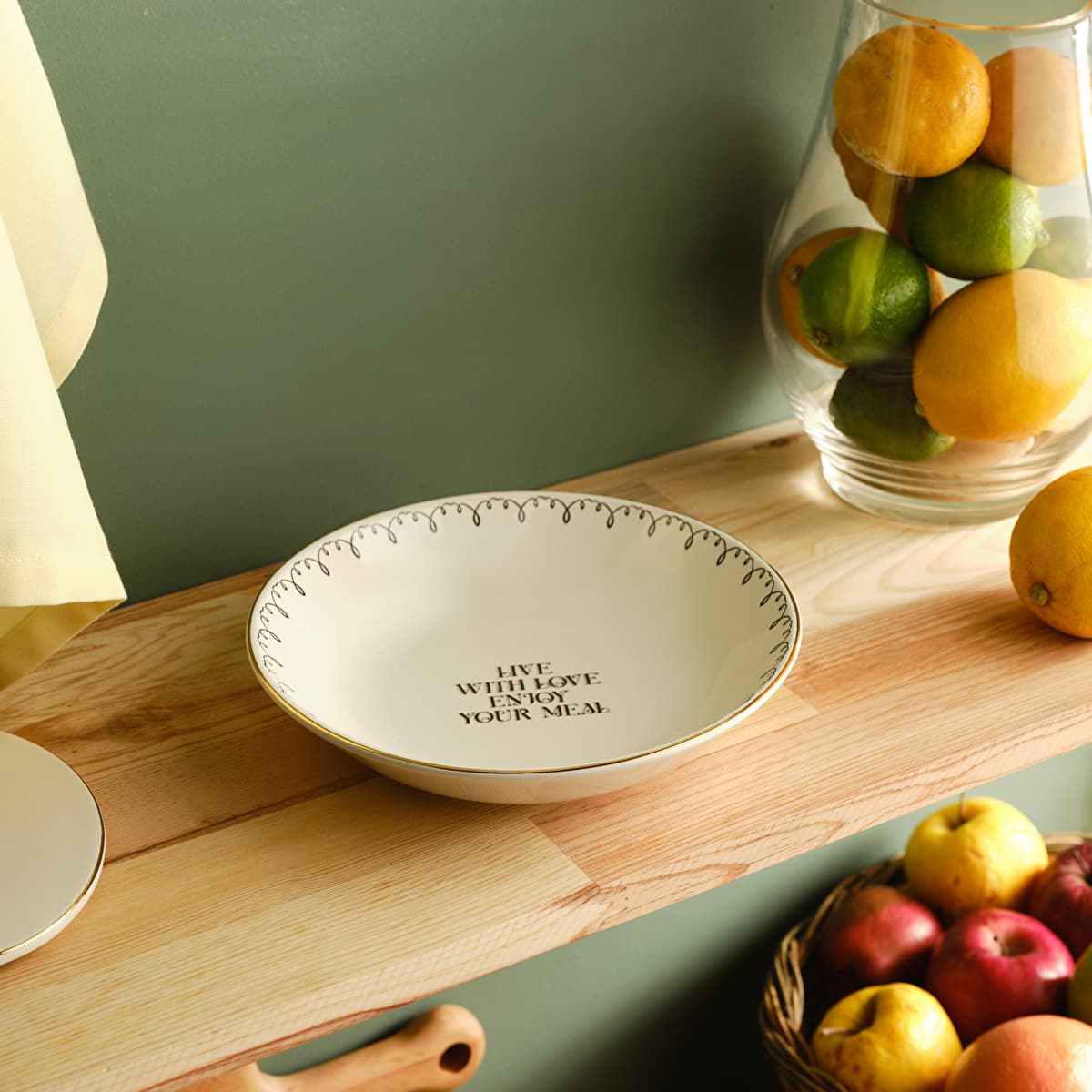 كاراجا صحن عميق فارملاند شكل دجاج 18 سم