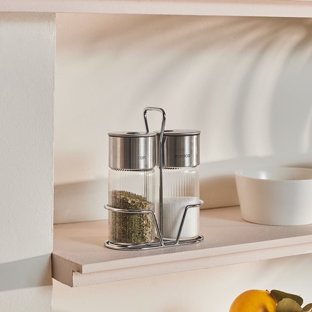 مملحة ومبهرة كاراجا ريبيل إينوكس