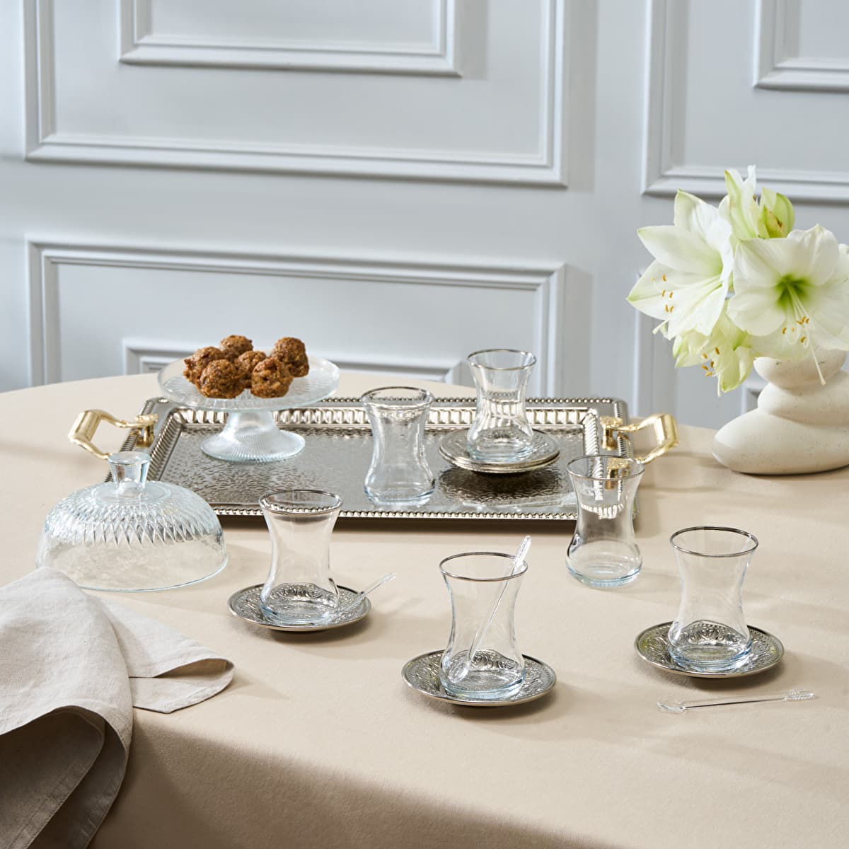 طقم شاي كاراجا دينيز 19 قطعة لـ 6 أشخاص