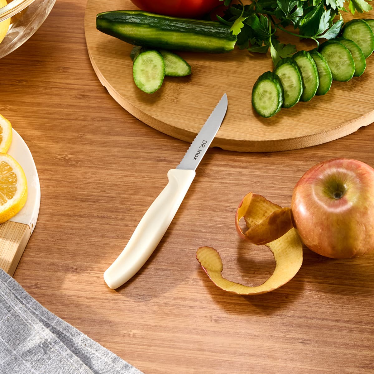 سكين تقشير مشرشر دكتور إينوكس 19 سم كريمي