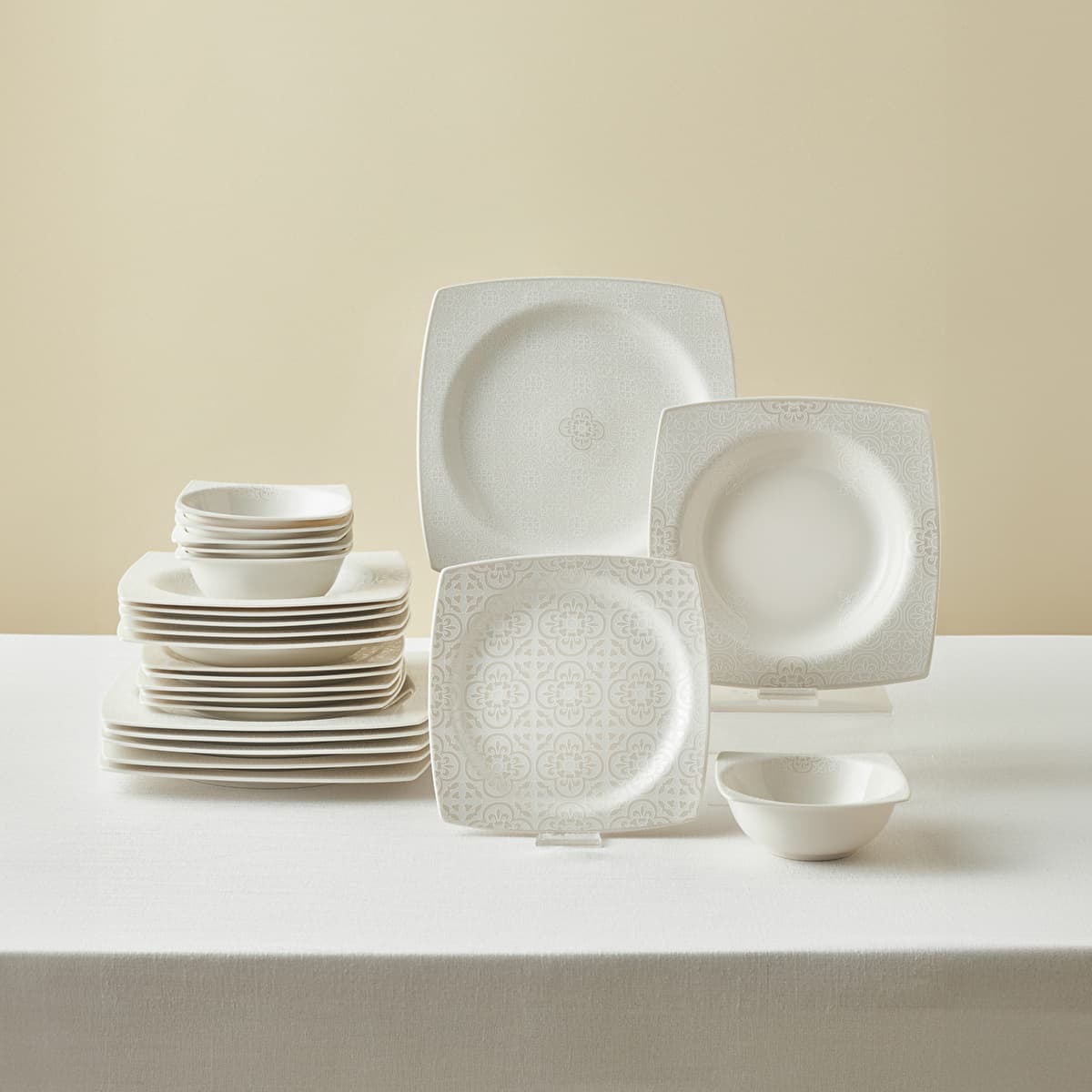 كاراجا سكوير بون رويال ليس طقم عشاء 24 قطعة لـ 6 أشخاص