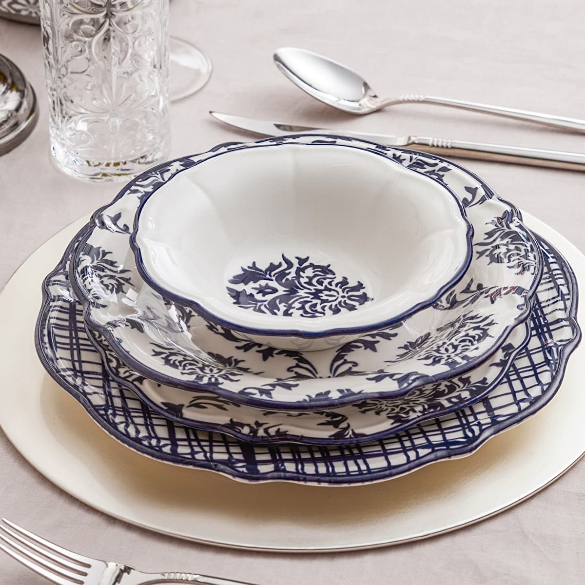 كاراجا مارين طقم عشاء 24 قطعة لـ 6 أشخاص